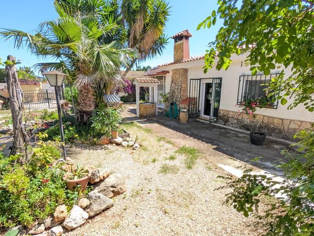 Casa-chalet en Venta en Urbanizaciones