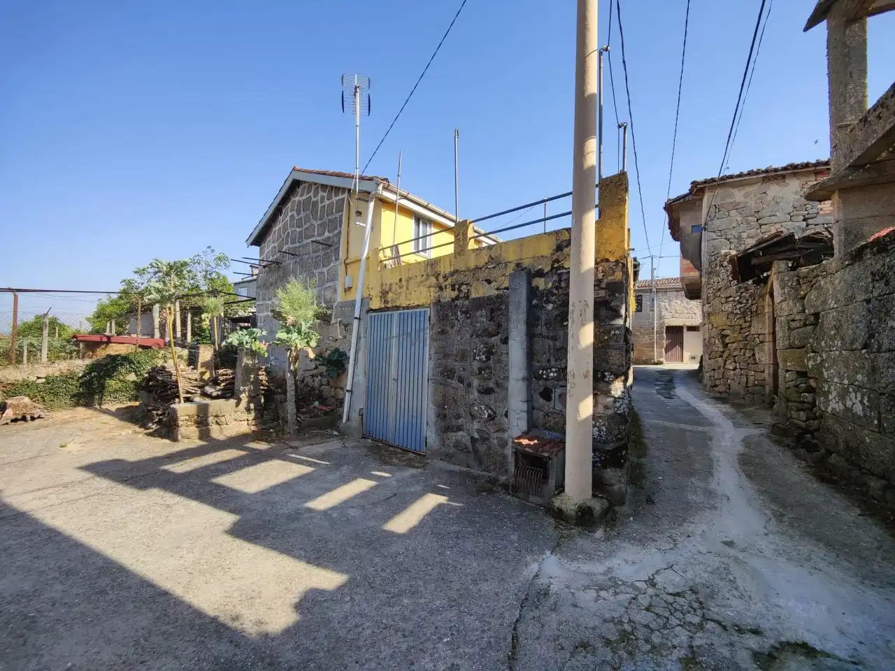 Vista exterior de Casa o chalet en venta en Taboadela con Jardín privado, Terraza y Amueblado