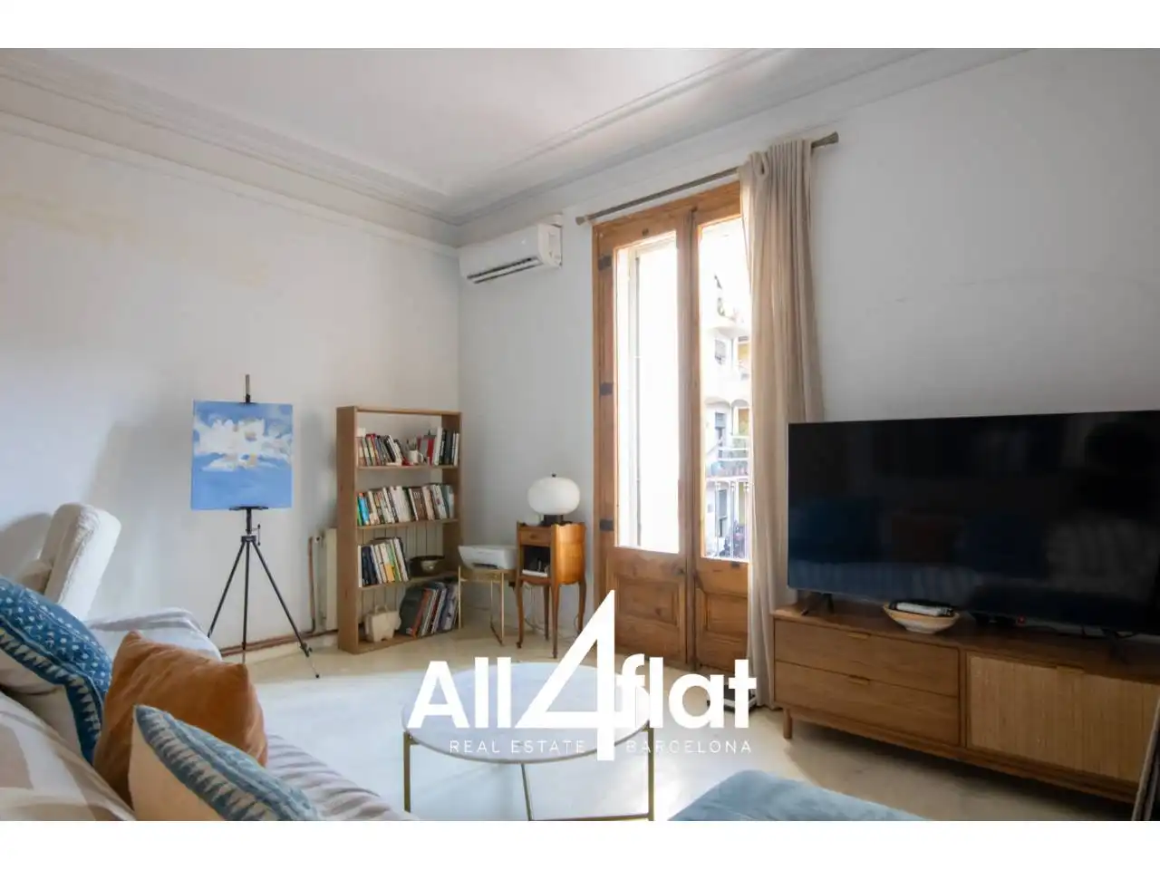 Flat with terrace for sale in Calle Notariat, imagen 8