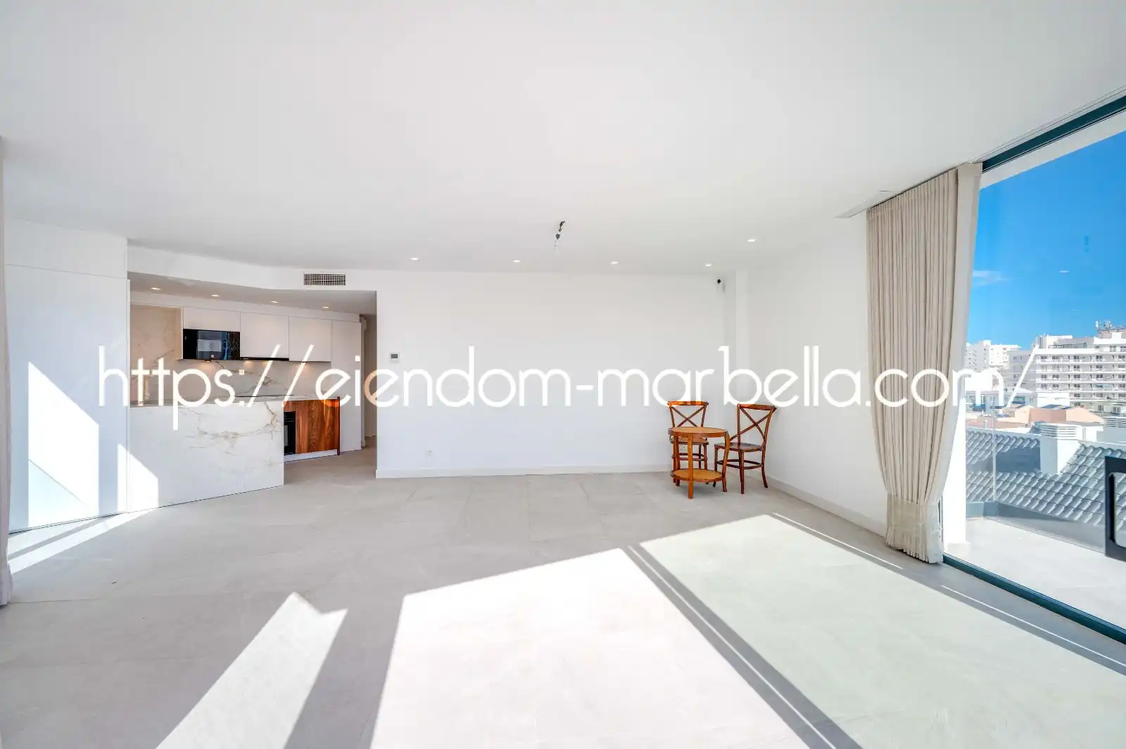 Apartament en venda a Puerto Deportivo