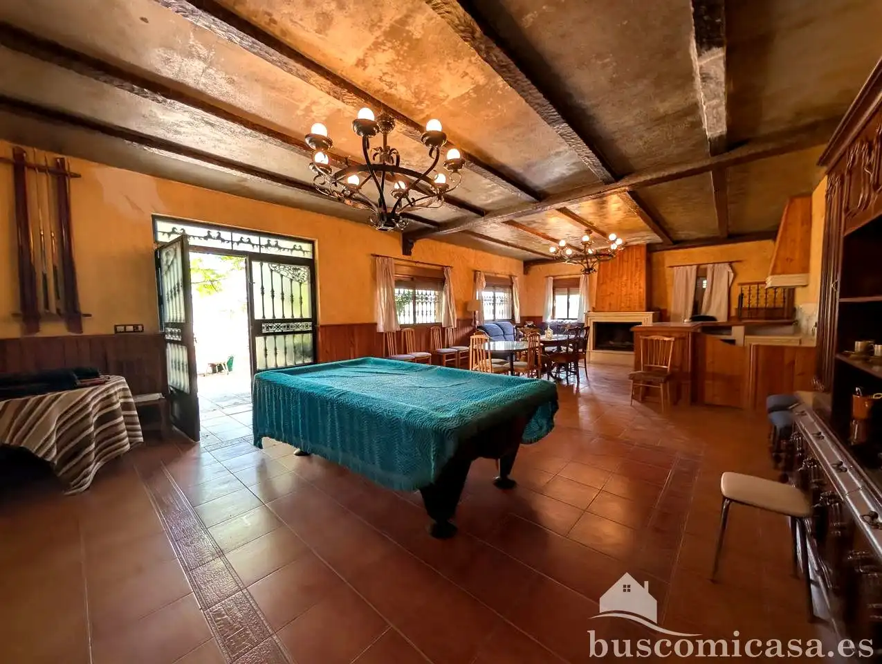 Menjador de Finca rústica en venda en Linares amb Aire condicionat, Jardí privat i Terrassa