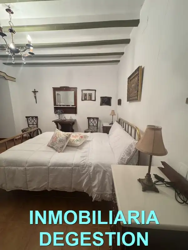 Habitación de Casa adosada en venta en Guarromán con Aire acondicionado, Calefacción y Jardín privado