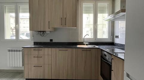 Foto 2 de Apartament en venda a Flores de Sil - La Placa, Ponferrada