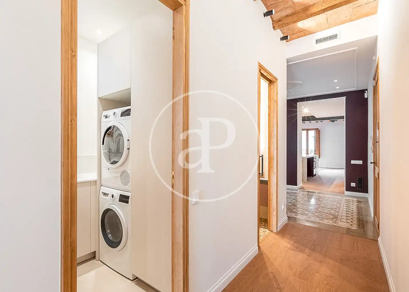 Flat for sale in Barcelona  with Air Conditioner, Heating and Terrace