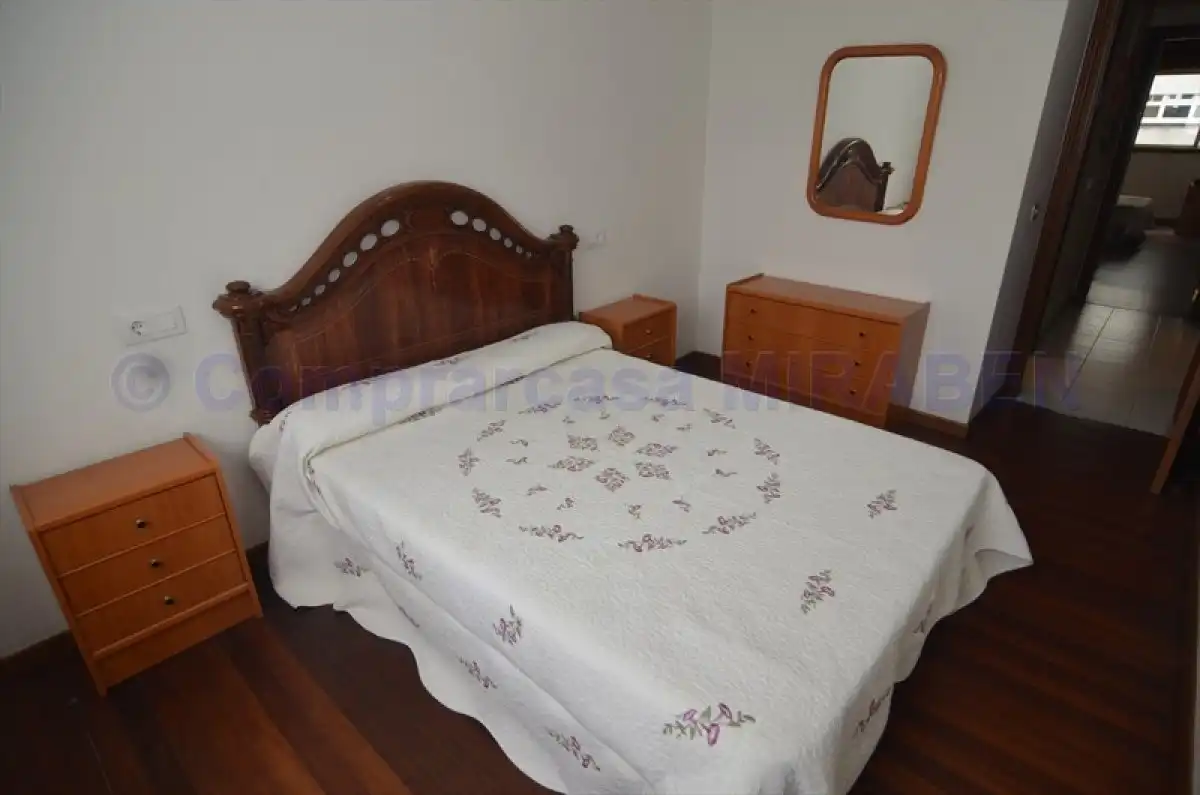 Bedroom of Flat for rent in Boiro, A Coruña
