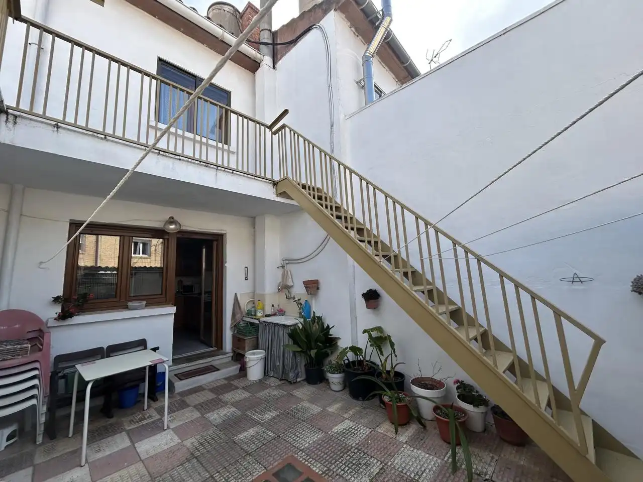 Terrassa de Casa adosada en venda en Cintruénigo amb Calefacció, Jardí privat i Terrassa
