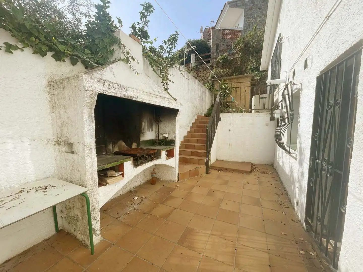 Terrasse von Einfamilien-Reihenhaus zum Verkauf in Lloret de Mar mit Terrasse