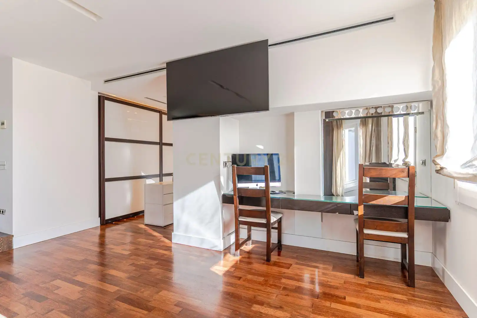 Habitación de Apartamento en venta en Granada con Aire acondicionado, Horno y Microondas