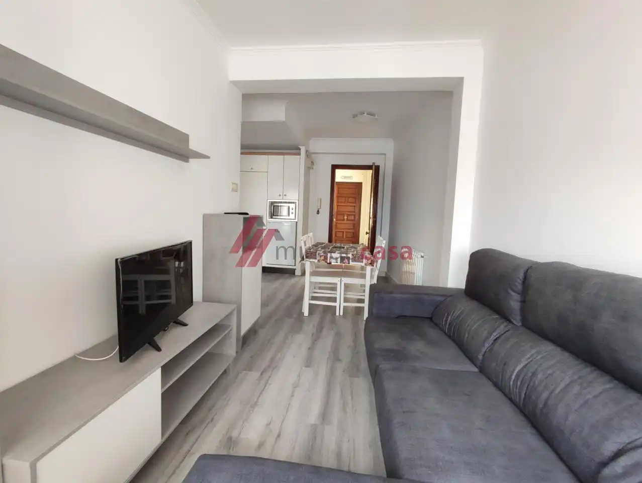 Living room of Flat for rent in Ferrol  with Heating and Furnished