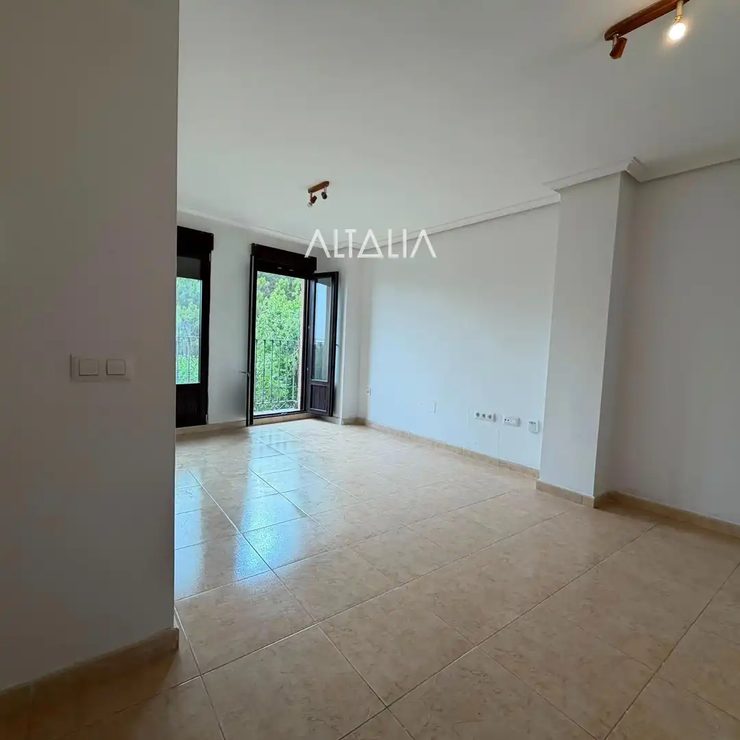 Piso en venta en Cuenca con Terraza, Trastero y Balcón