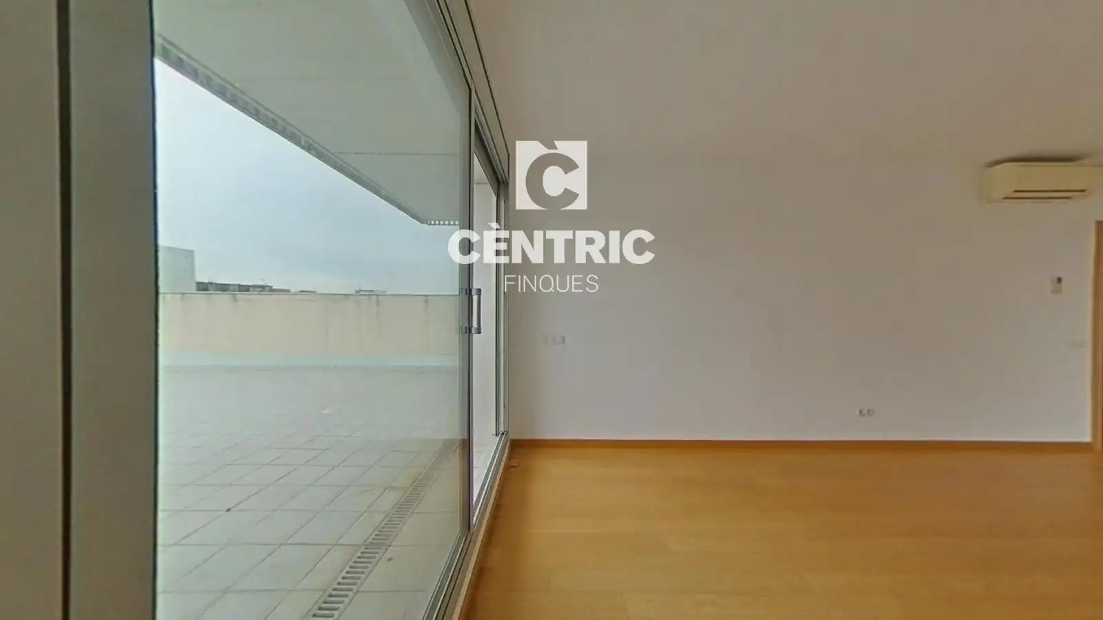 Piso en venta en Plaça Catalunya - Escola Industrial