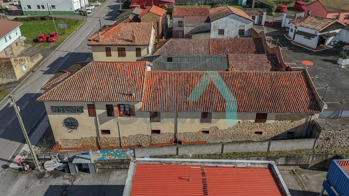 Exterior view of Buildings for sale in Oviedo 