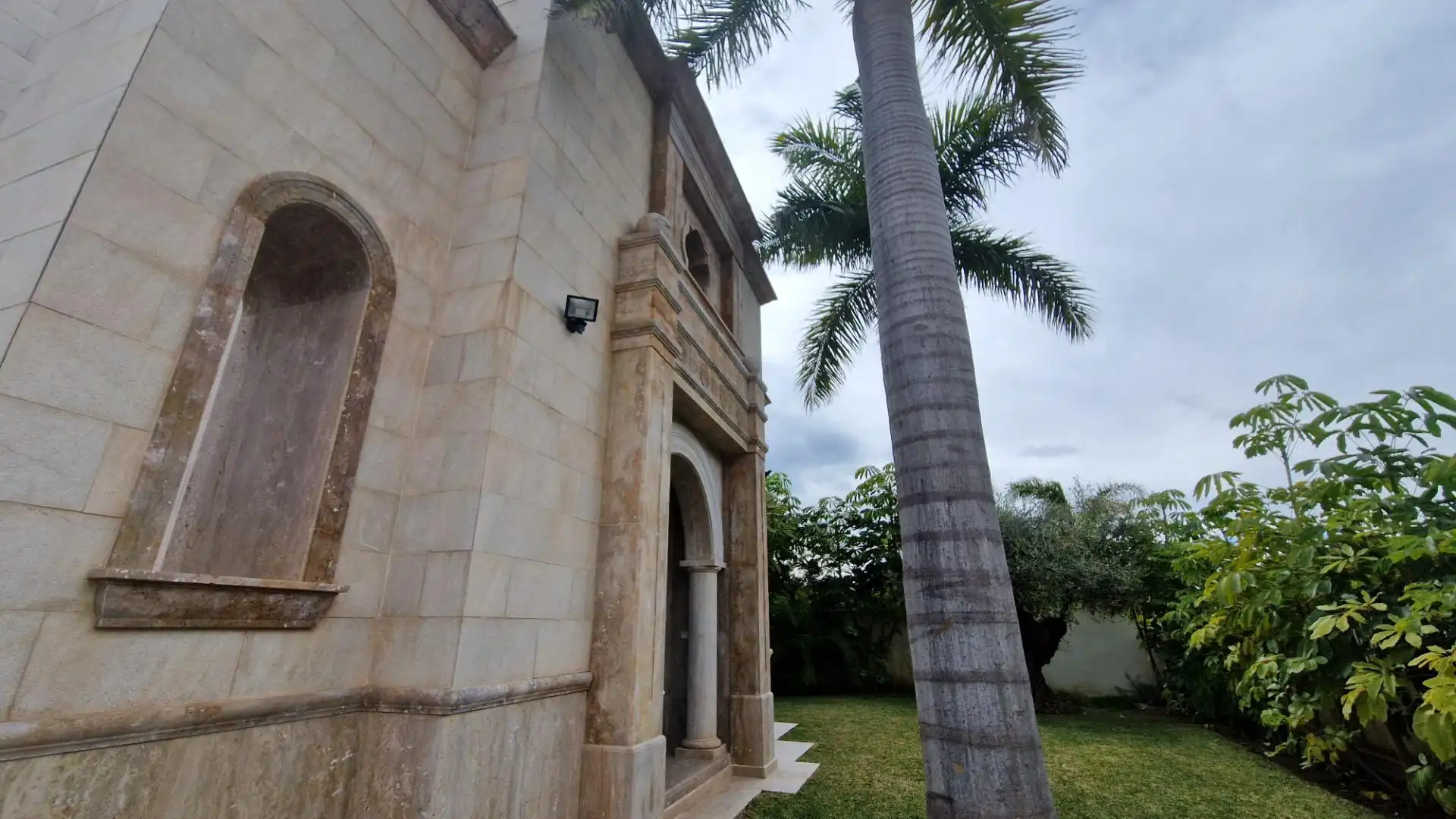 Exterior view of Houses for sale in Marbella  with Air Conditioner, Private garden and Terrace