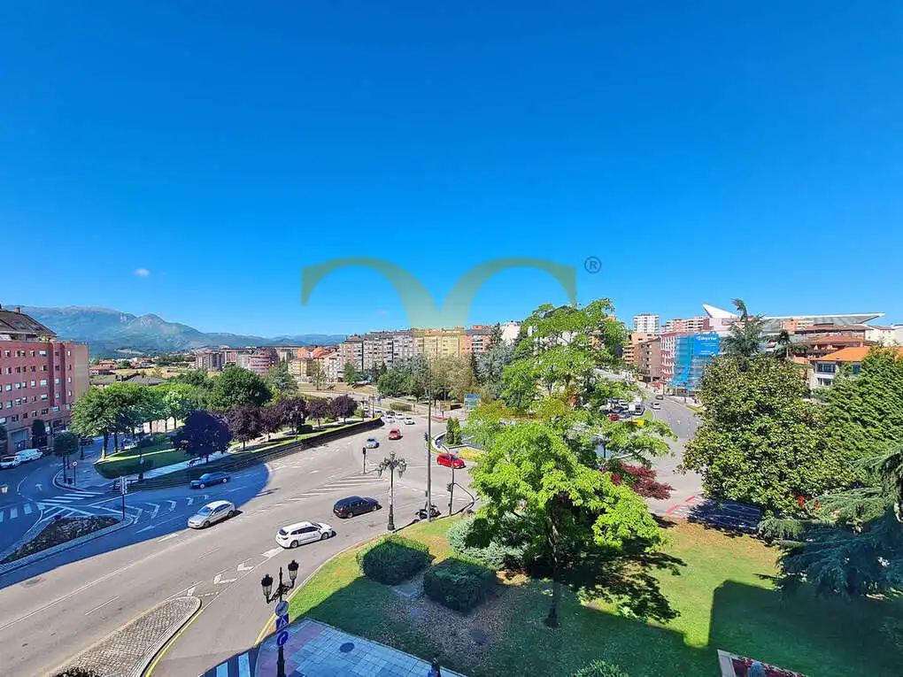 Appartamento con terrazza in vendita a Calle Pérez de la Sala, imagen 2