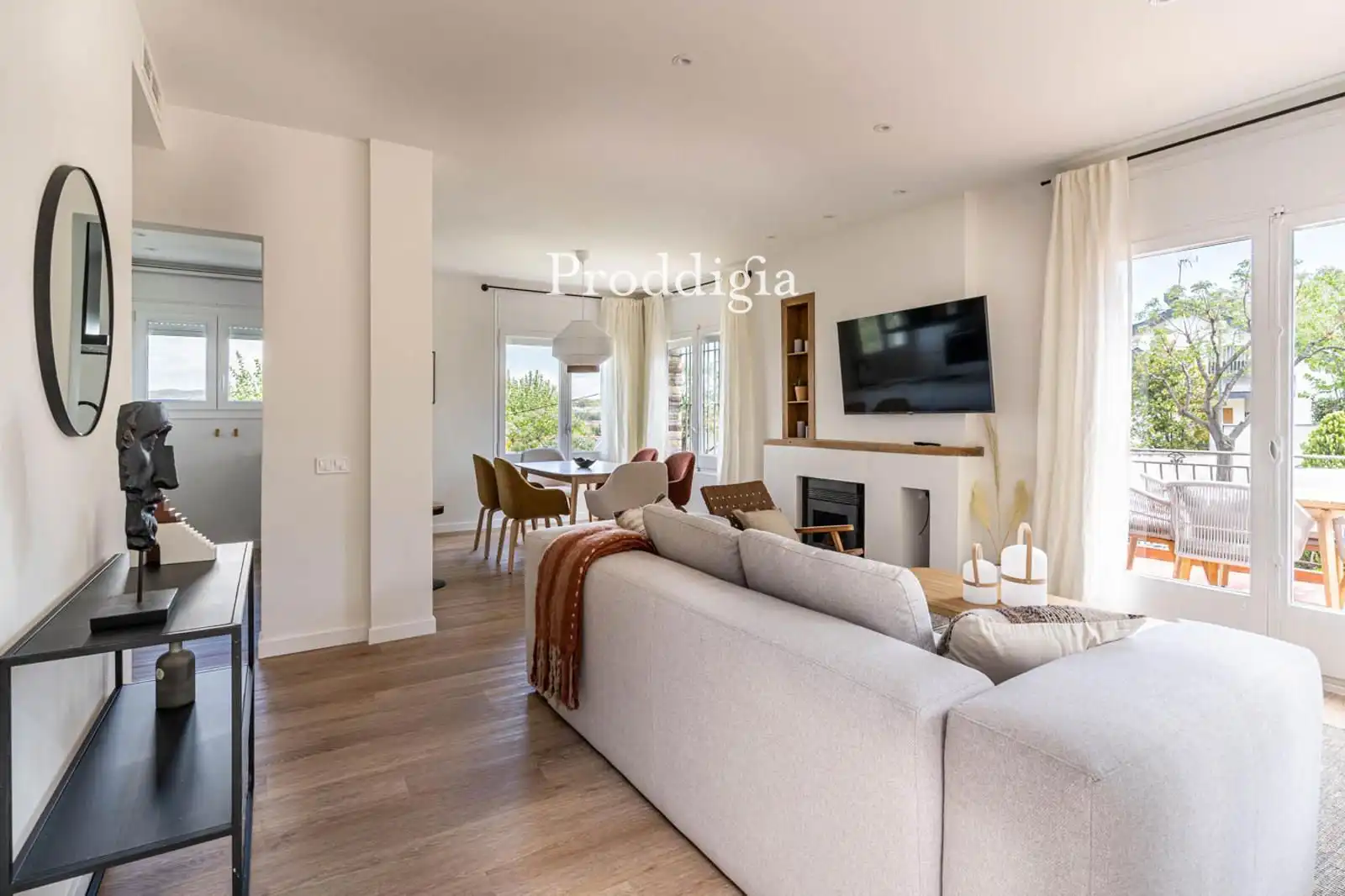 Sala de estar de Casa o chalet de alquiler en Sant Cugat del Vallès con Aire acondicionado, Calefacción y Piscina
