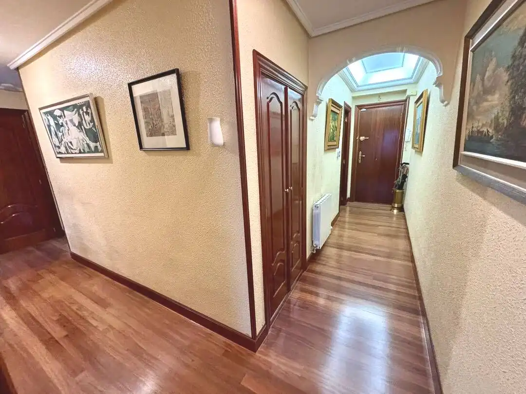 Piso en venta en Avenida del Ferrocarril, Ametzola