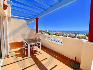 Appartement compact avec balcon à vendre à Pulpí pueblo