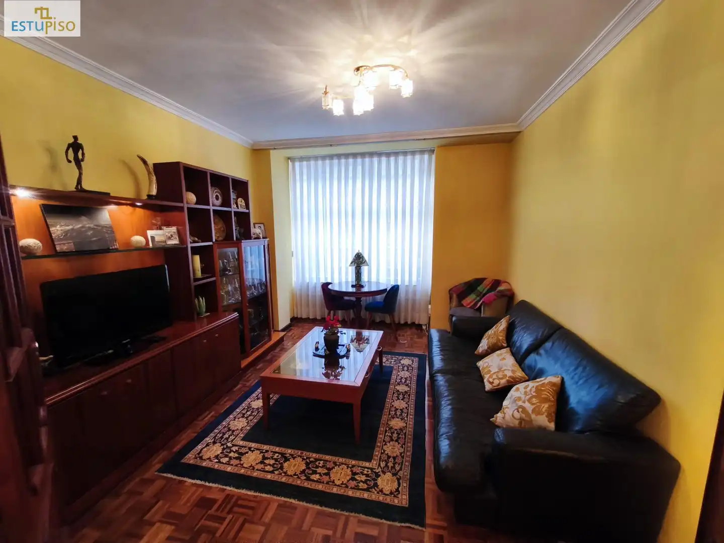 Living room of Flat for sale in Ensanche