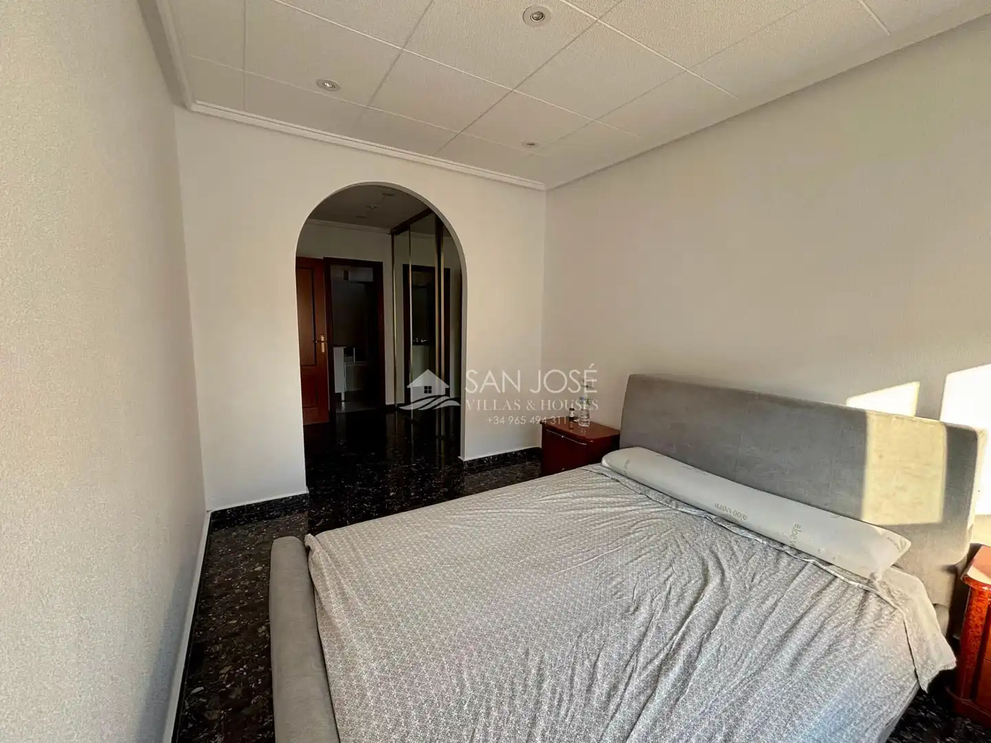 Schlafzimmer von Wohnung zur Miete in Aspe mit Klimaanlage, Möbliert und Balkon