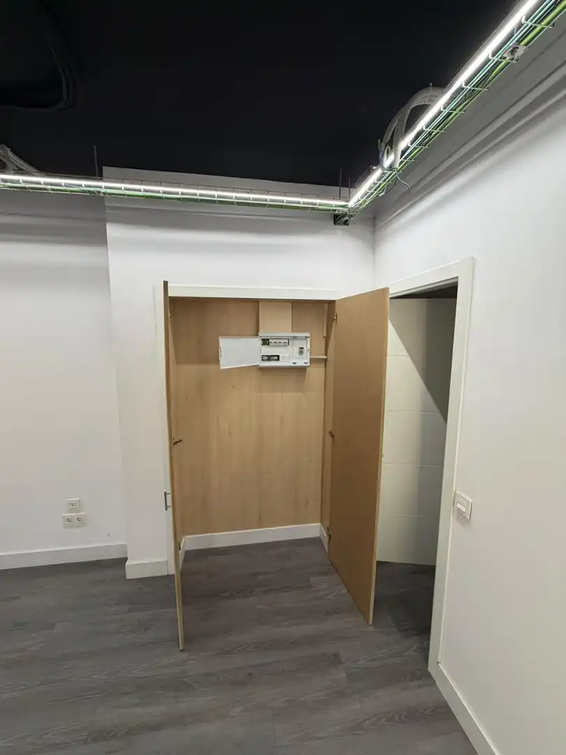 Local comercial en venda a Sant Joan Baptista, imagen 5