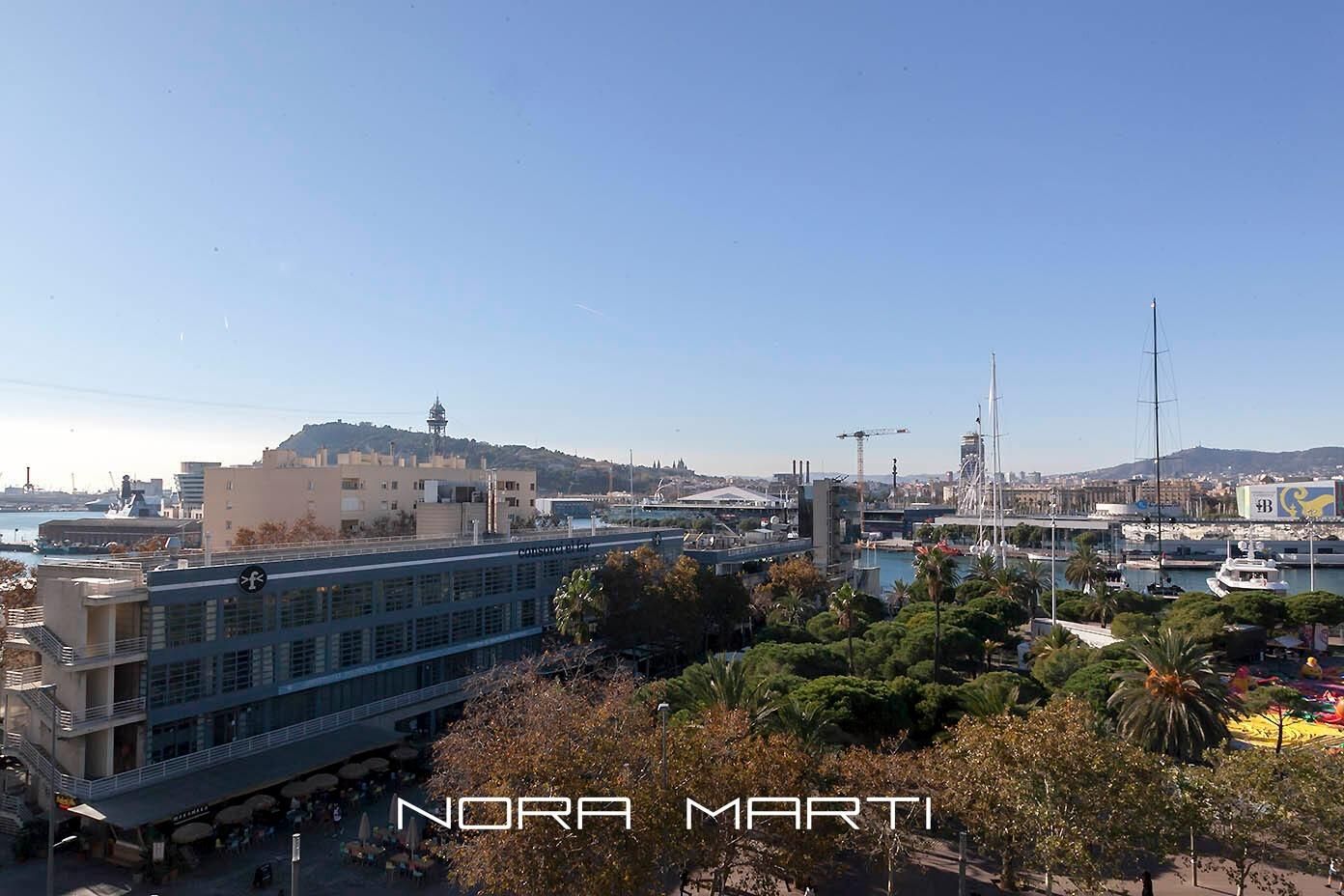 Vista exterior de Pis en venda en  Barcelona Capital amb Aire condicionat, Calefacció i Parquet