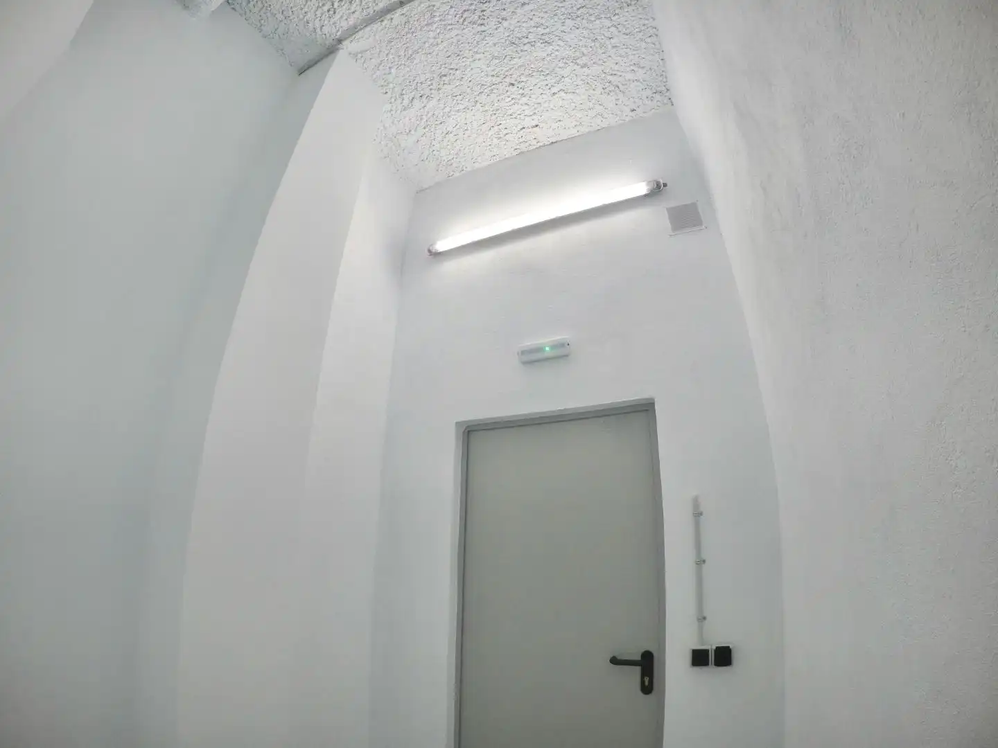 Trastero de alquiler en Santa Coloma de Gramenet con Alarma