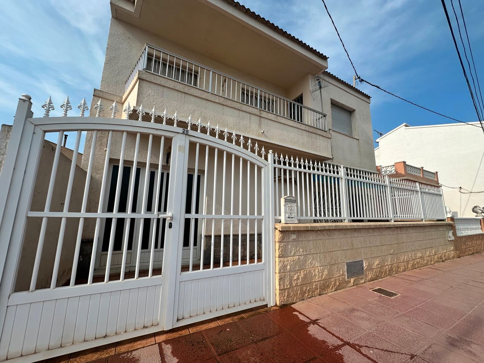 Vista exterior de Casa o xalet de lloguer en Torre-Pacheco amb Aire condicionat, Terrassa i Moblat