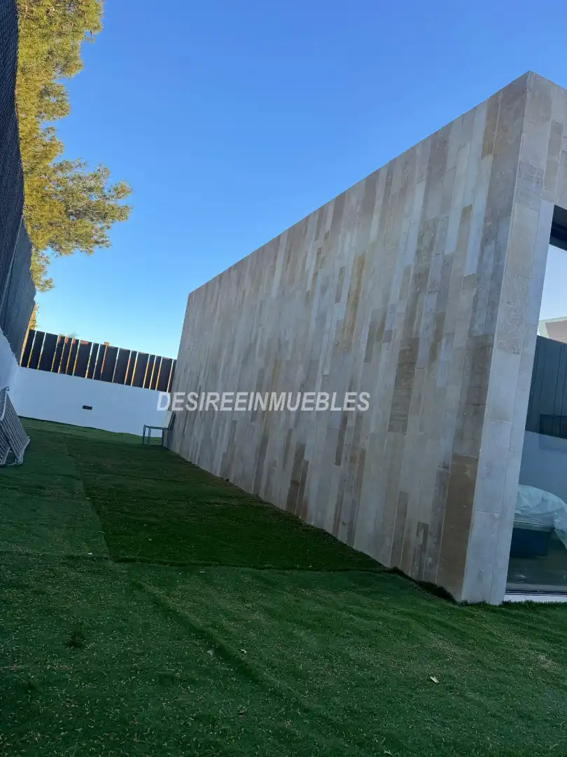 Vista exterior de Casa o chalet en venta en Godella con Aire acondicionado, Calefacción y Jardín privado
