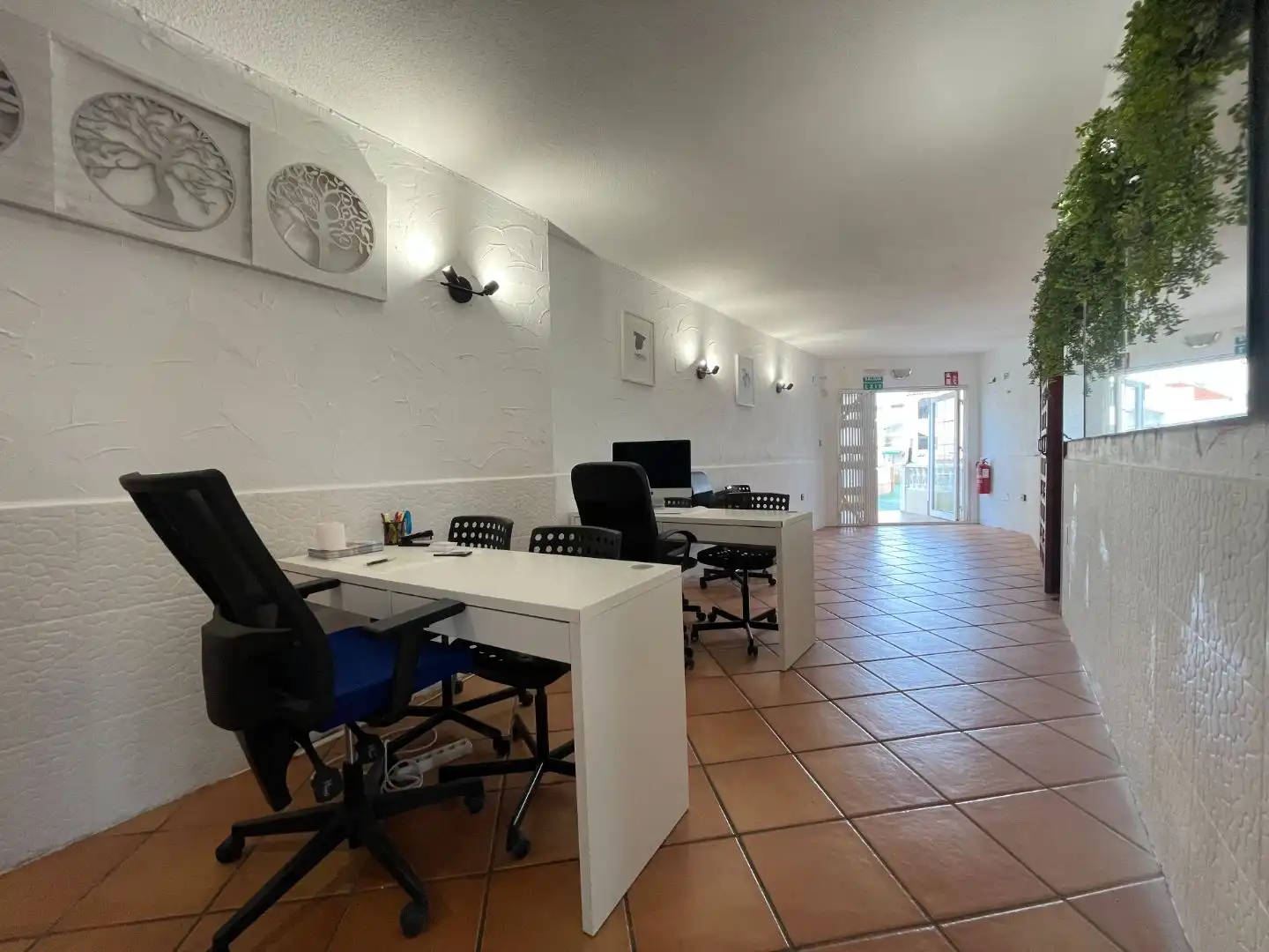 Geschaftsraum zur Miete in Torrevieja mit Klimaanlage, Heizung und Terrasse