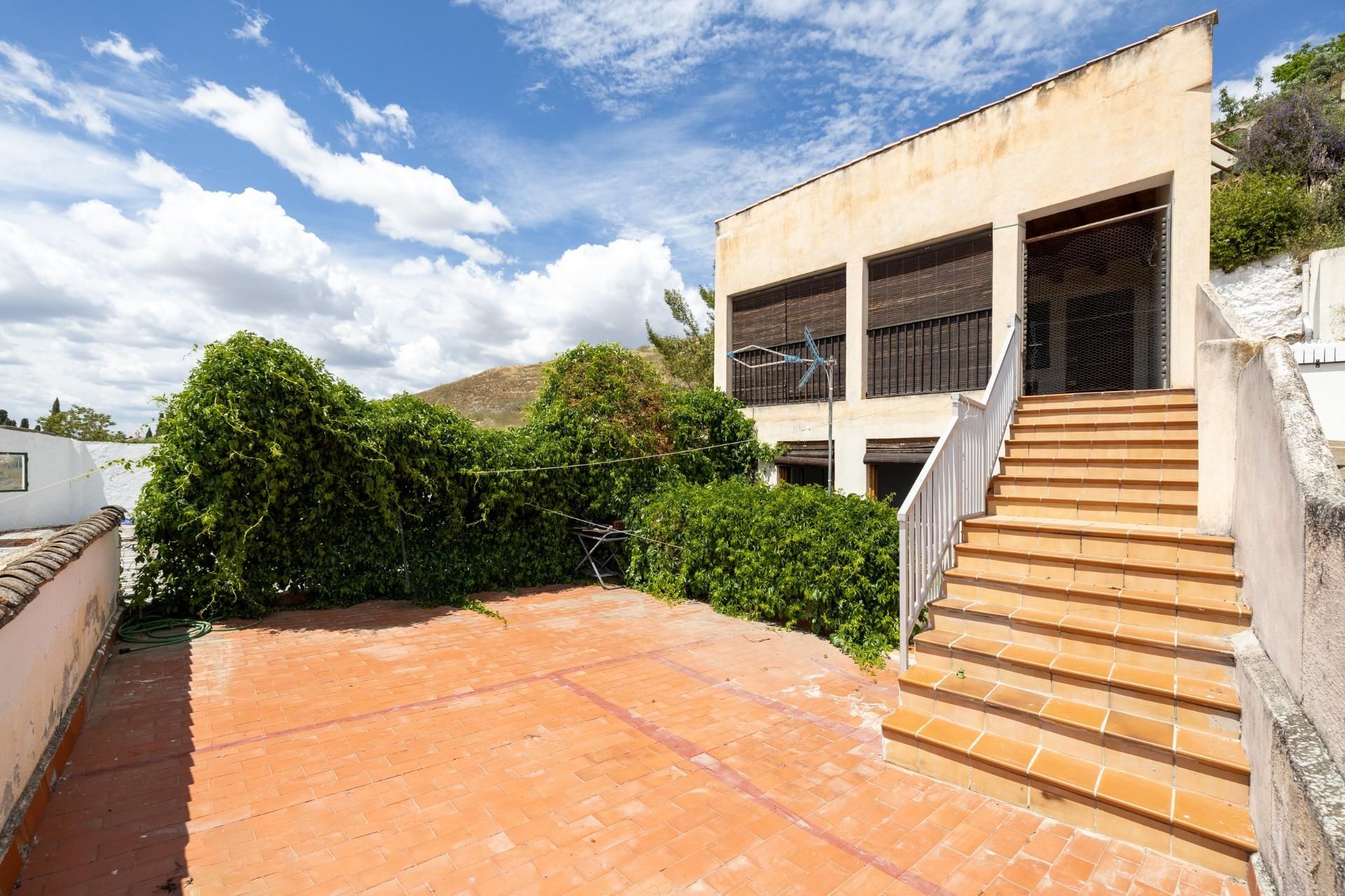 Vista exterior de Casa o xalet en venda en  Granada Capital amb Terrassa