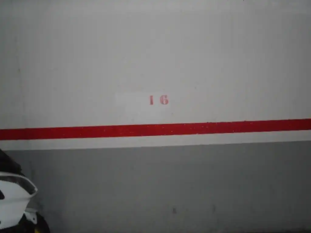 Garaje en venta en Sabadell
