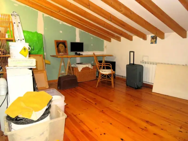 Casa o chalet en venta en Santa Cristina de Valmadrigal con Calefacción, Jardín privado y Trastero