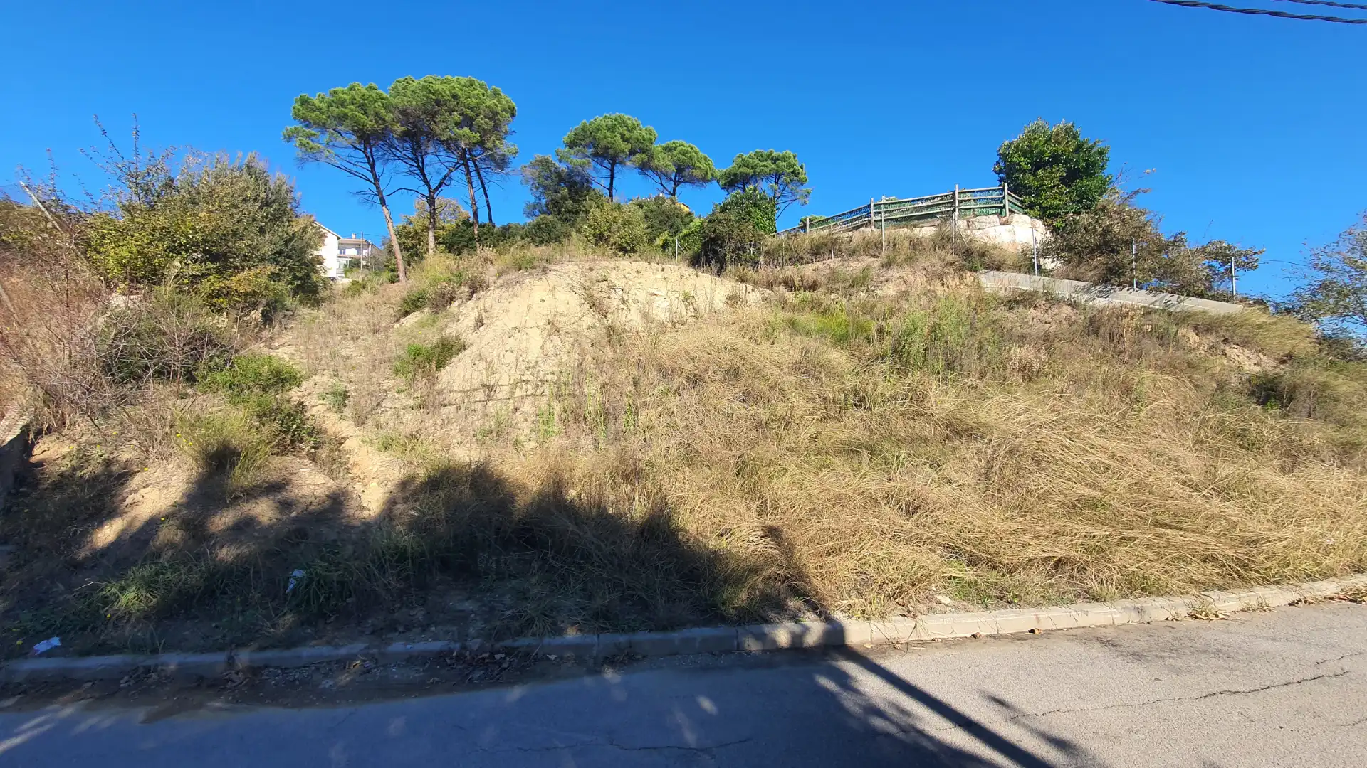 Wohnbaugrundstück zum Verkauf in Carrer de la Noguera 13