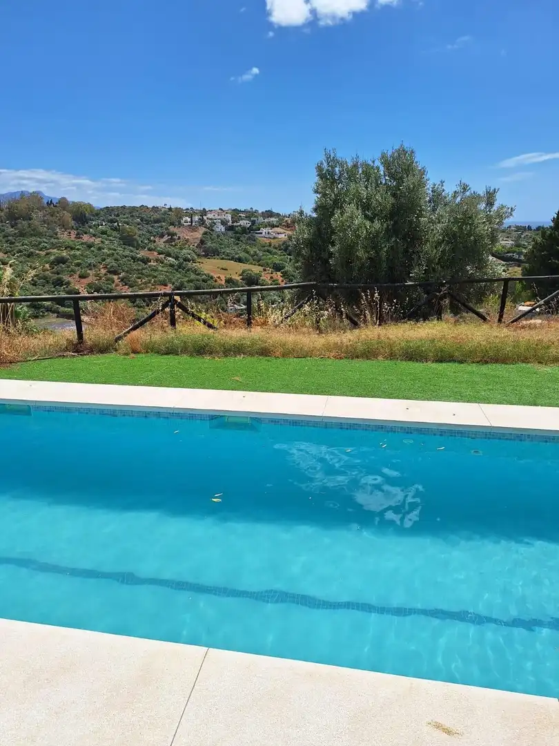 Houses for sale in Estepona, Málaga