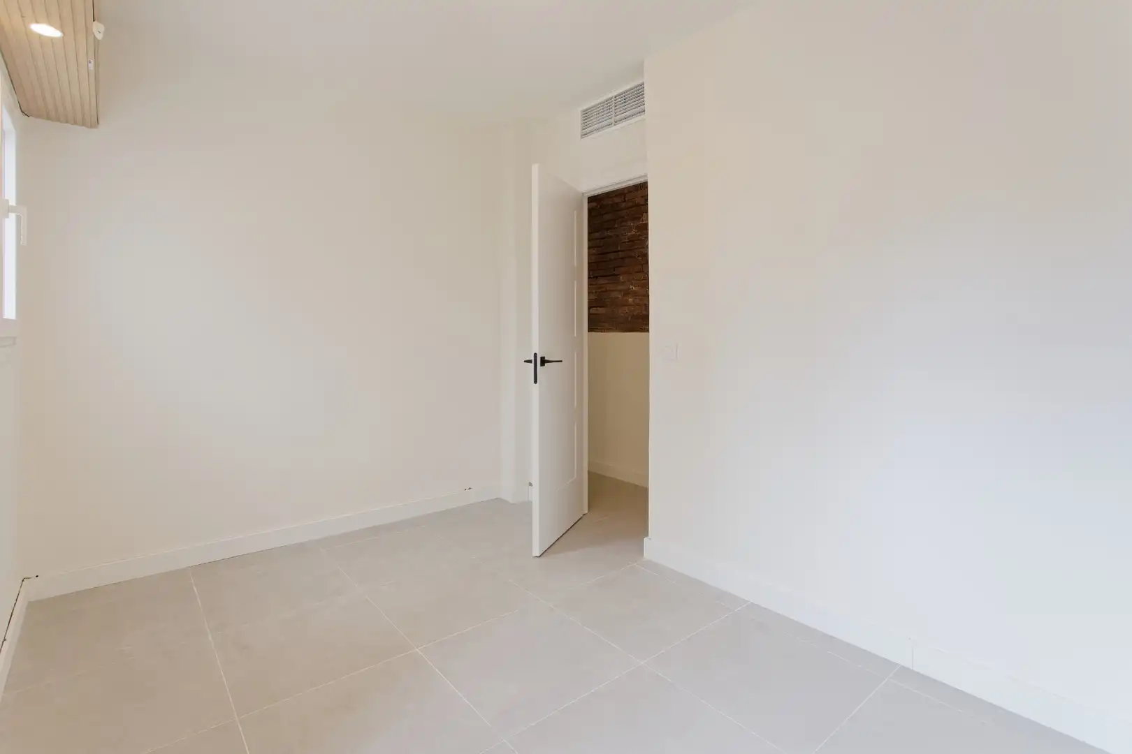Habitación de Piso en venta en Barcelona con Aire acondicionado, Calefacción y Horno