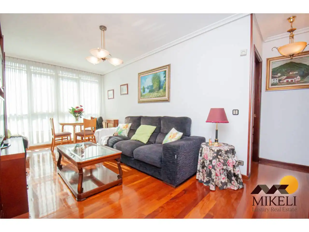 Appartement compact avec terrasse à louer à Calle Bonifaz