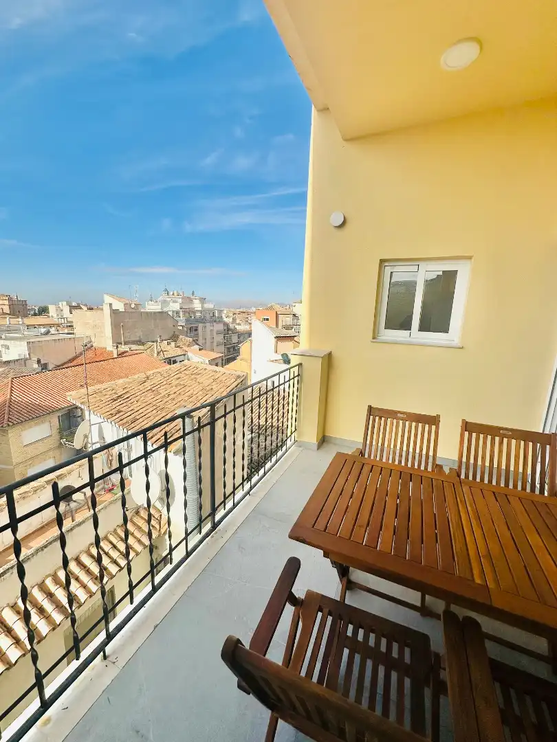 Terrassa de Pis de lloguer en Granada amb Aire condicionat, Calefacció i Terrassa