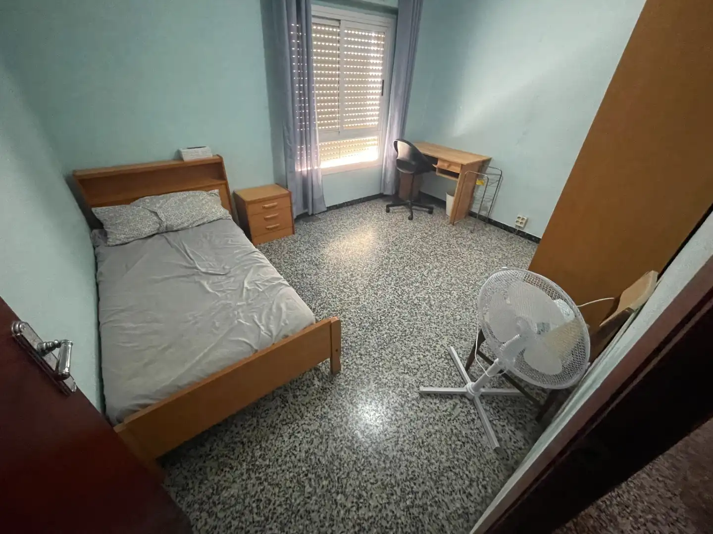 Habitación de Piso de alquiler en Murcia con Amueblado, Horno y Lavadora