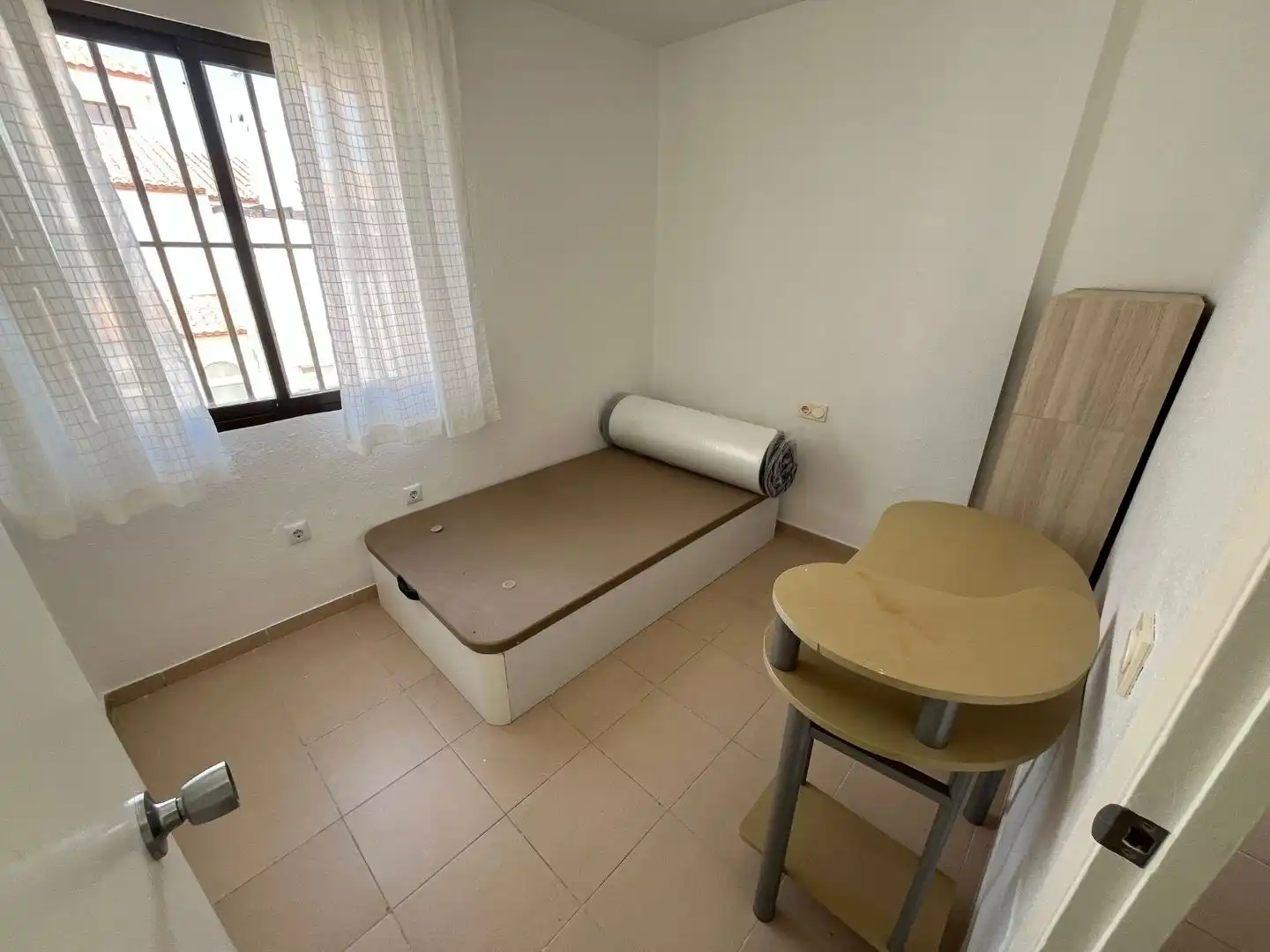 Habitación de Piso en venta en Roquetas de Mar con Terraza, Amueblado y Horno