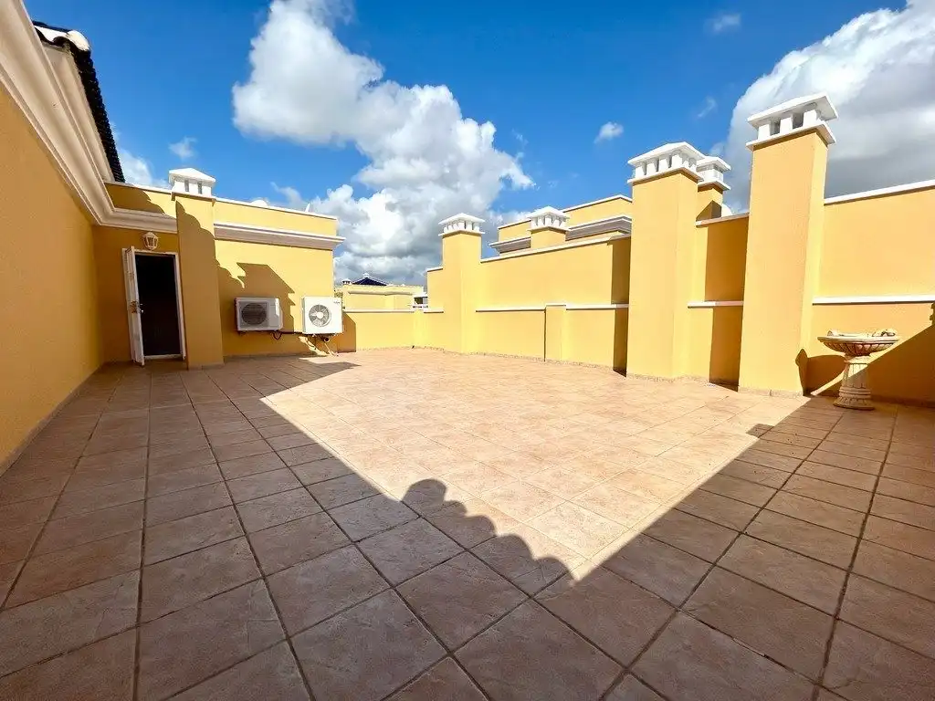 Terrassa de Àtic en venda en Orihuela amb Terrassa, Balcó i Piscina comunitària