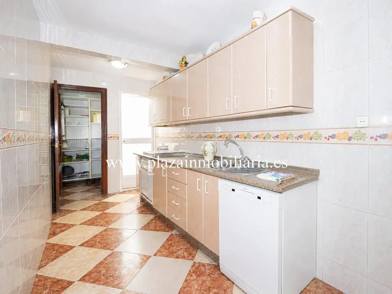 Kitchen of Houses for sale in Lucena  with Air Conditioner and Terrace
