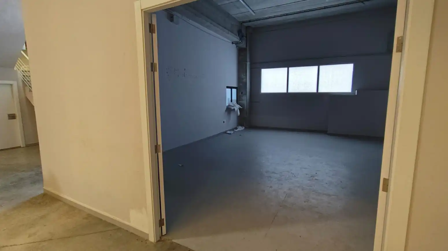 Industrial building to rent in Fuente del Jarro, imagen 9
