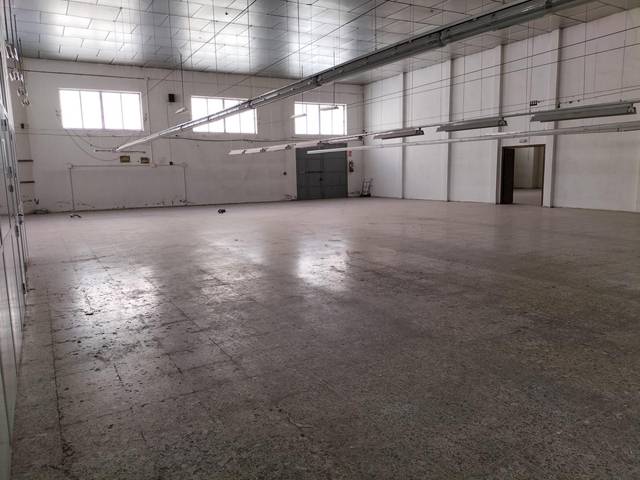Nave industrial en Venta en Albatera