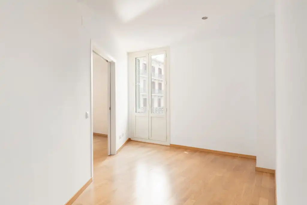 Dormitori de Apartament en venda en Barcelona amb Aire condicionat, Parquet i Balcó