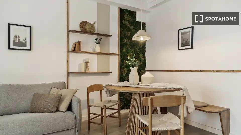 Esszimmer von Wohnungen zur untervermieten in Barcelona mit Klimaanlage, Terrasse und Möbliert