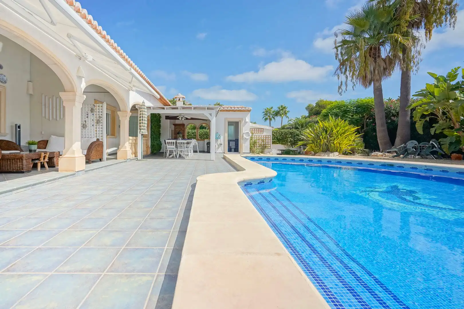 Vista exterior de Casa o xalet en venda en Jávea / Xàbia amb Aire condicionat, Calefacció i Jardí privat