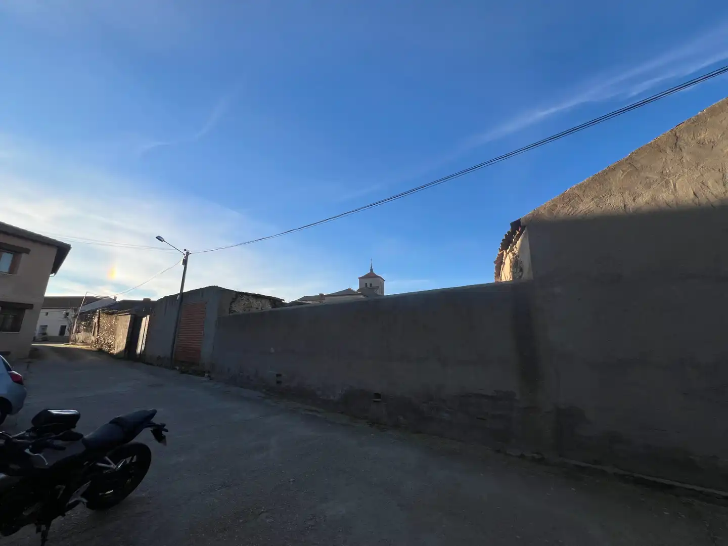 Vista exterior de Casa o xalet en venda en Santa María la Real de Nieva amb Jardí privat