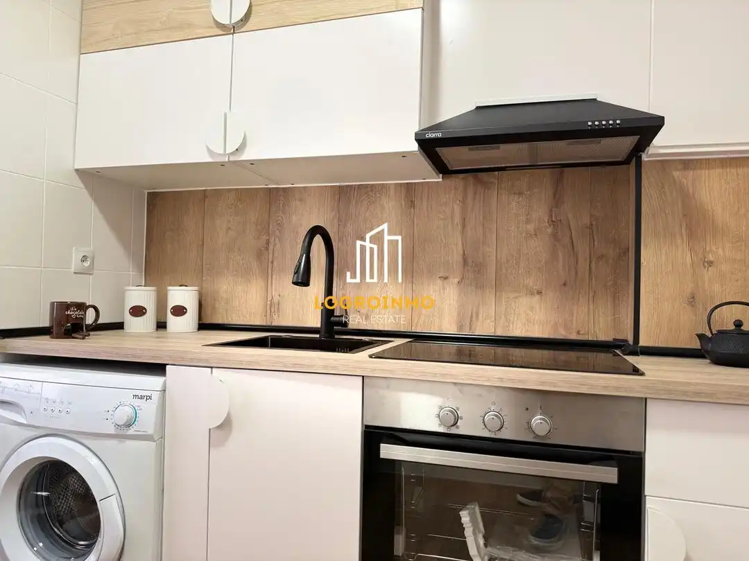 Cocina de Piso en venta en  Logroño con Calefacción, Trastero y Amueblado