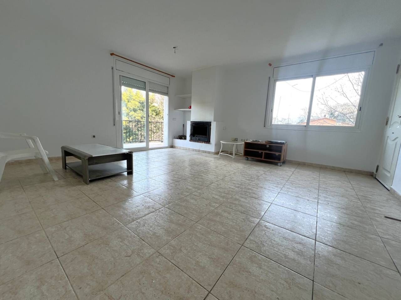 Vista exterior de Casa o xalet en venda en Riells i Viabrea amb Terrassa i Moblat