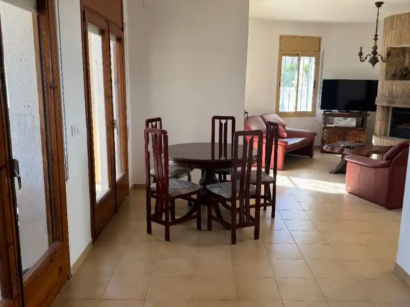 House with pool for sale in Passadge d'en Bandina 5, imagen 12